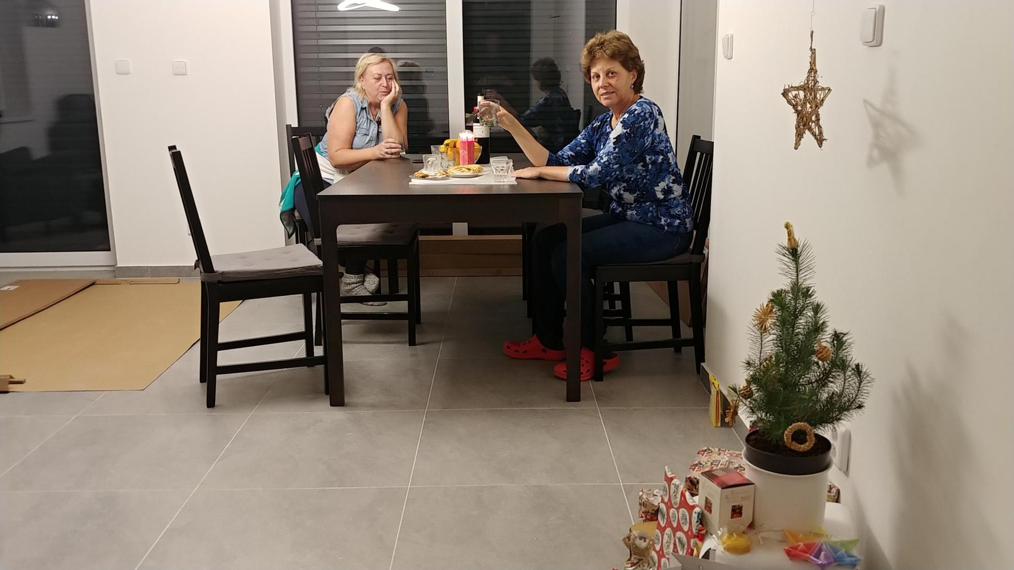 2022.12.24_16-27-15 Vánoce bez mladých