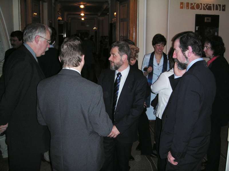 2006.03.30_19-21 Jiste pane ministre.jpg