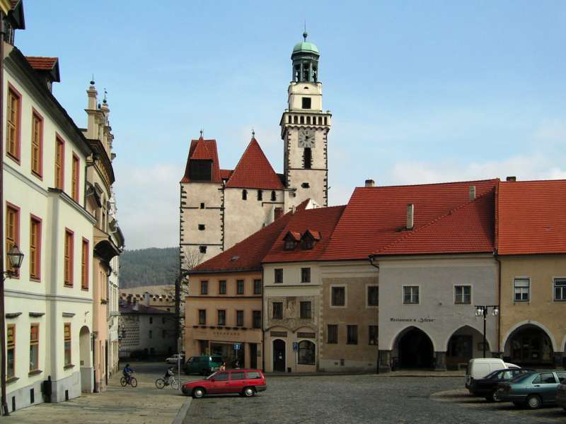 2005.03.27_14-04 Prachatice, nam.jpg
