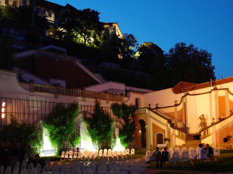 2005.06.13_21-51 Ledeburska zahrada.jpg