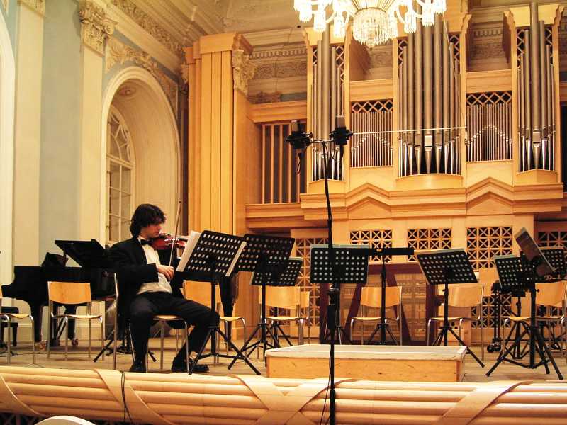2005.12.12_21-15 Berg Lichtenstejnsky palac.jpg