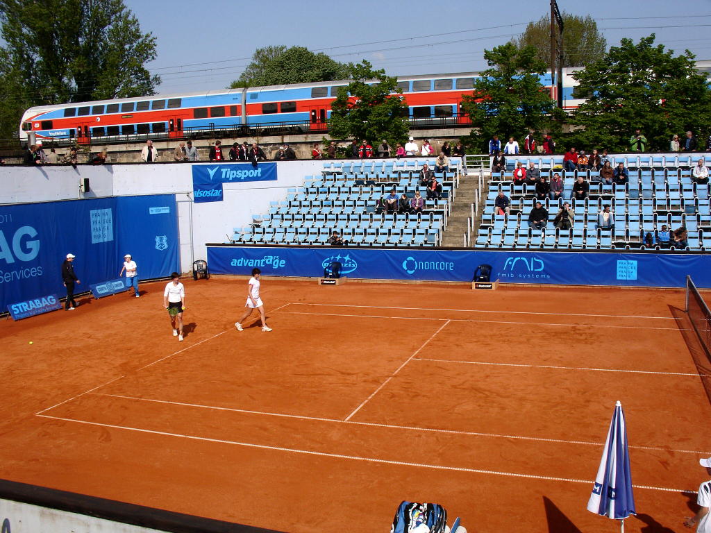 2011.05.05_15-43 tenis Stvanice