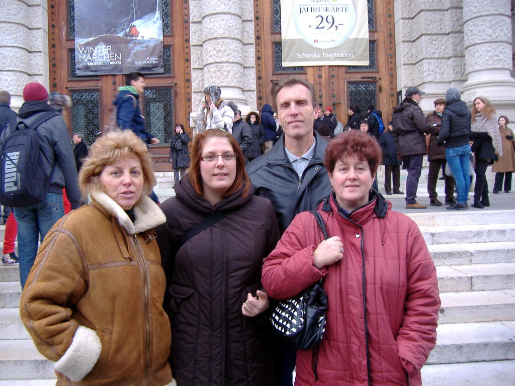 2011.12.10_09-53-44