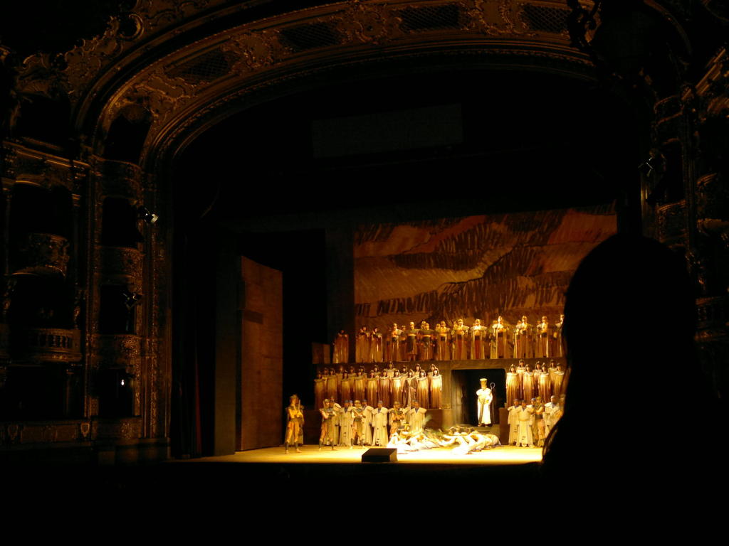 2012.01.04_20-05-14 Aida