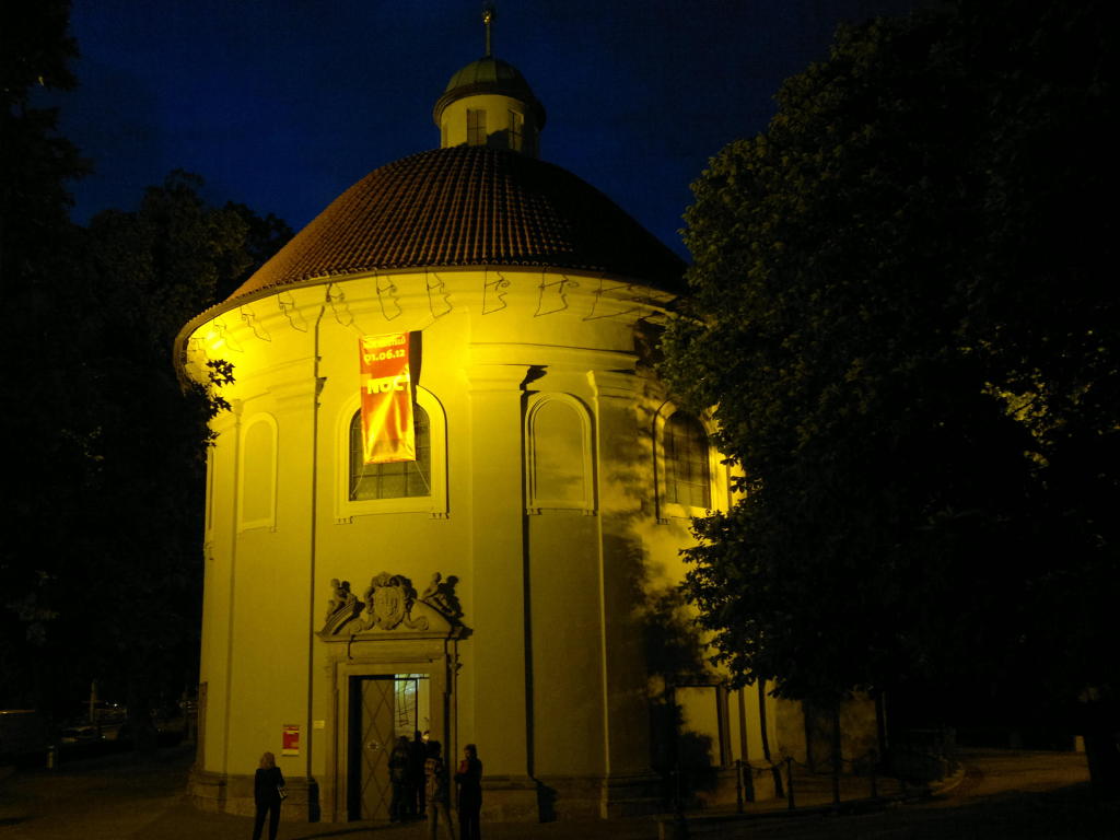 2012.06.01_21-45 kaple Sv. Rocha