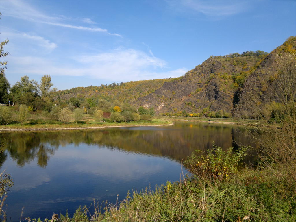 2012.10.18_14-48 Vltava u Vraného