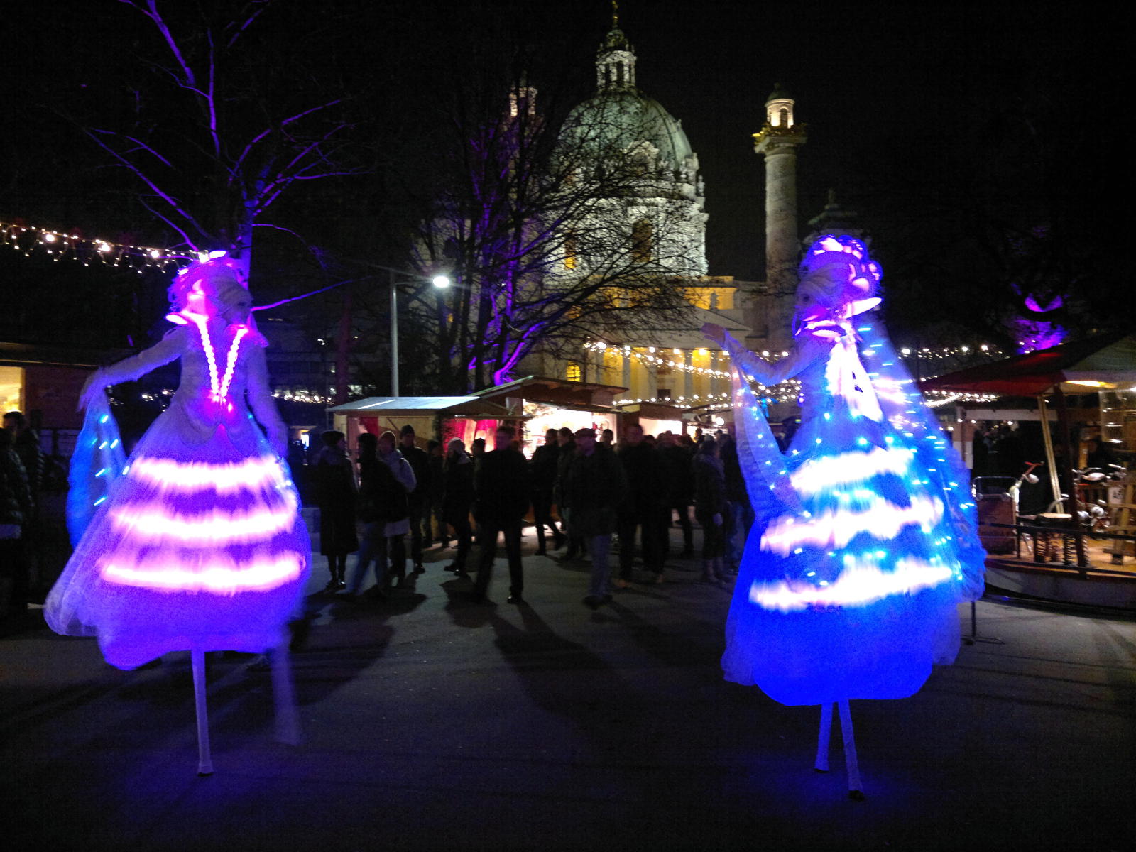 2015.12.15_18-30-46 Karlsplatz světelné víly