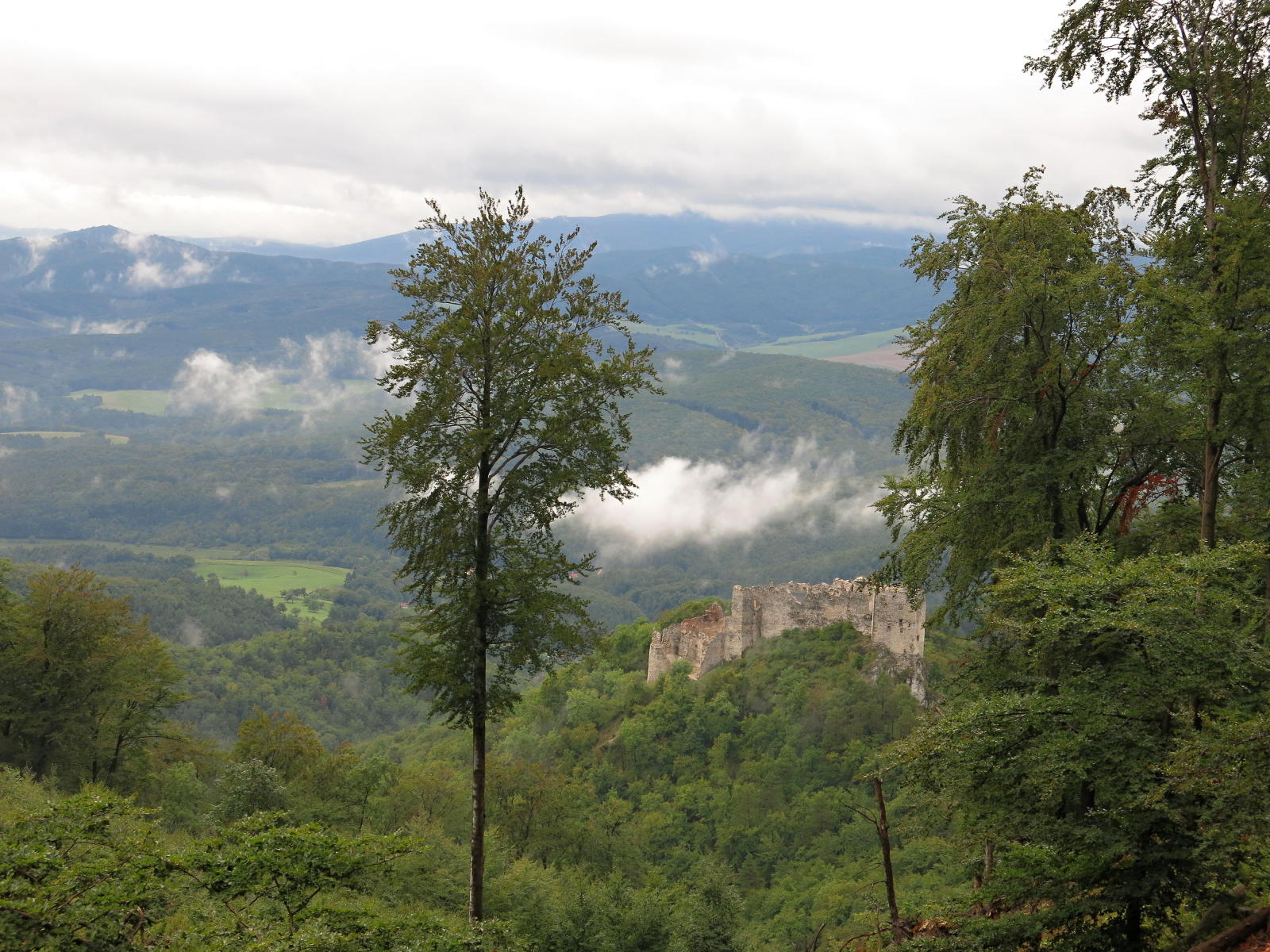 2016.08.21_18-11-35 Uhrovec