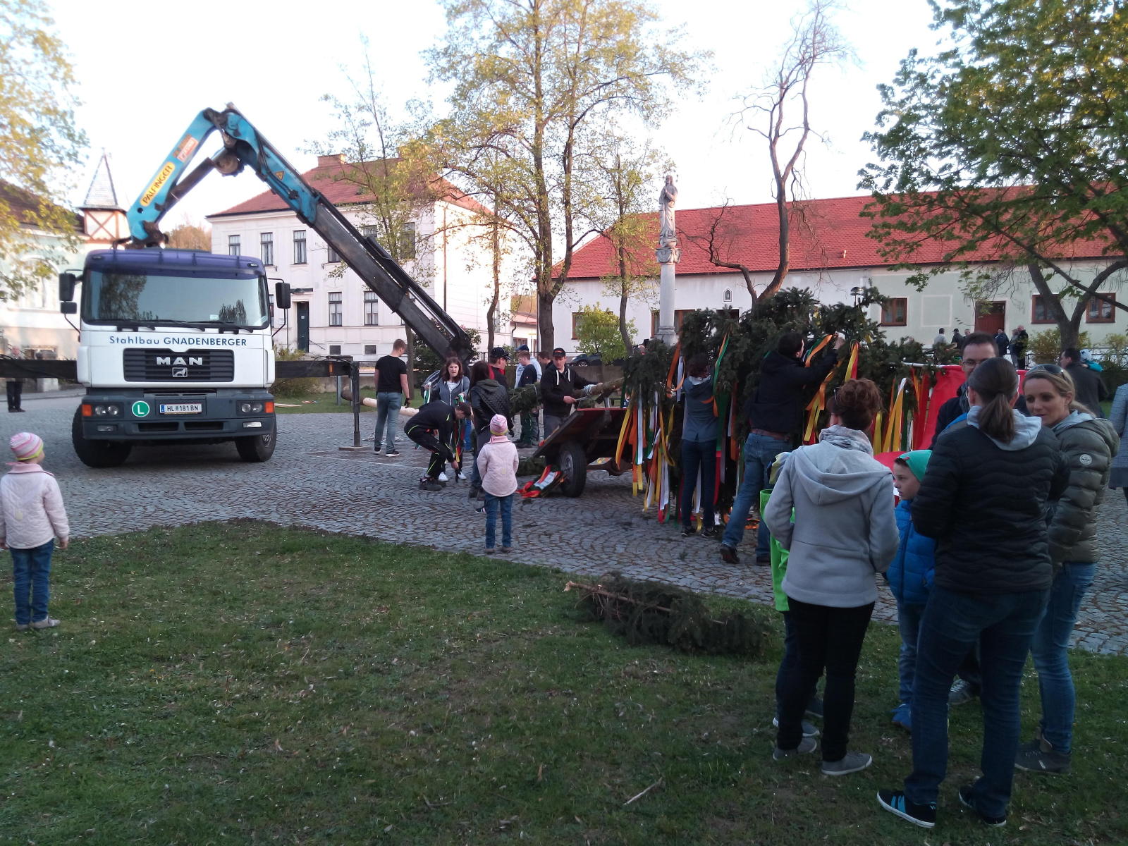 2017.04.30_19-15-36 Sitzendorf