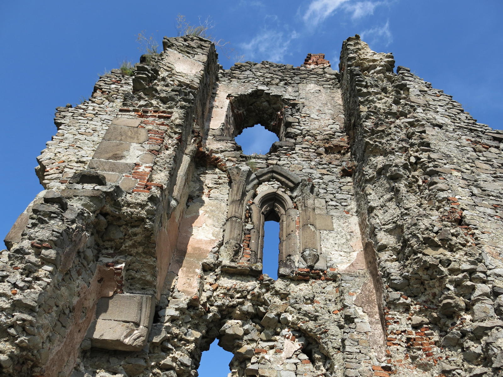 2017.08.24_15-34-46 Slanský hrad