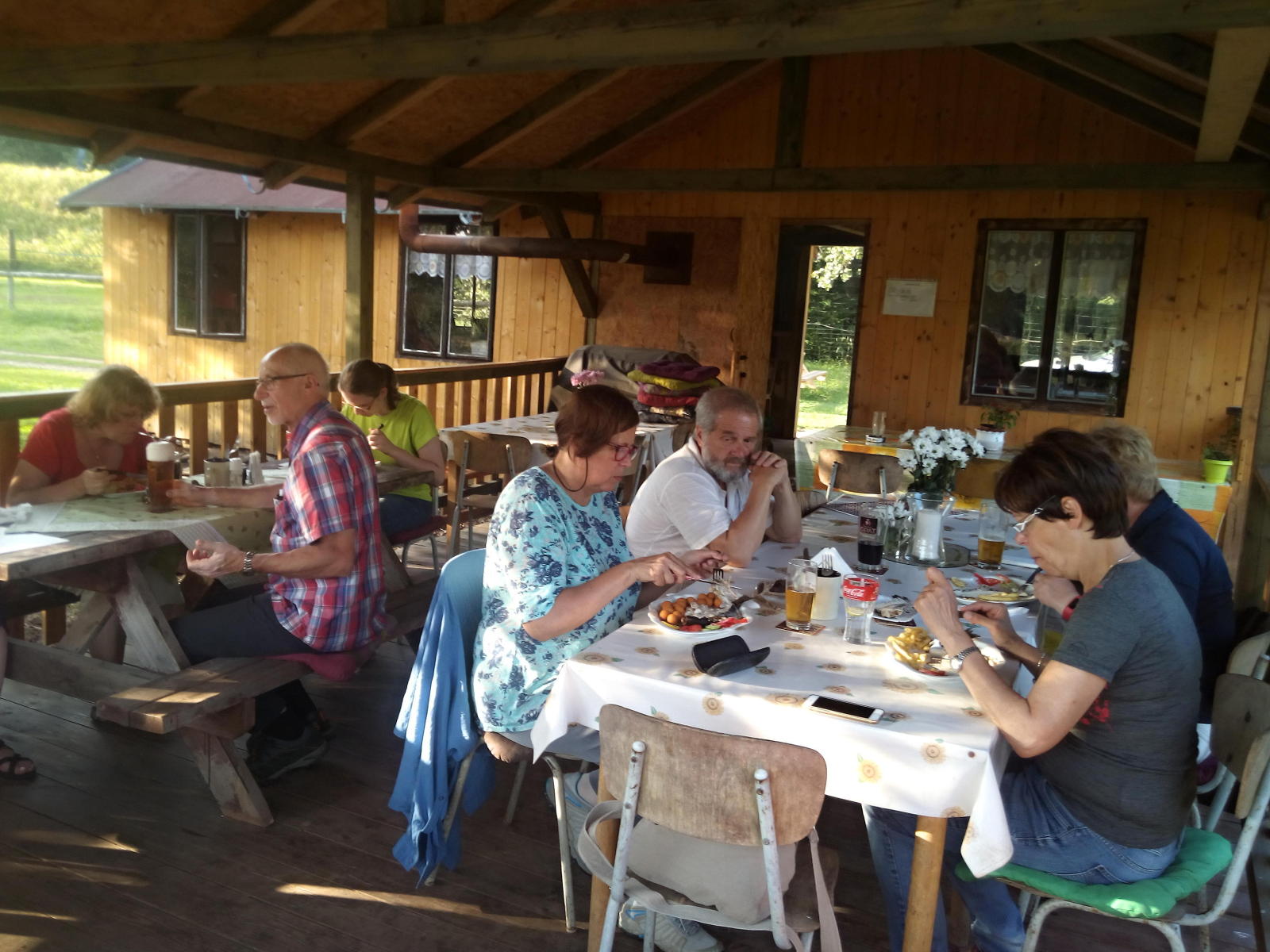 2017.08.02_18-48-54 Hynčice, pstruzi