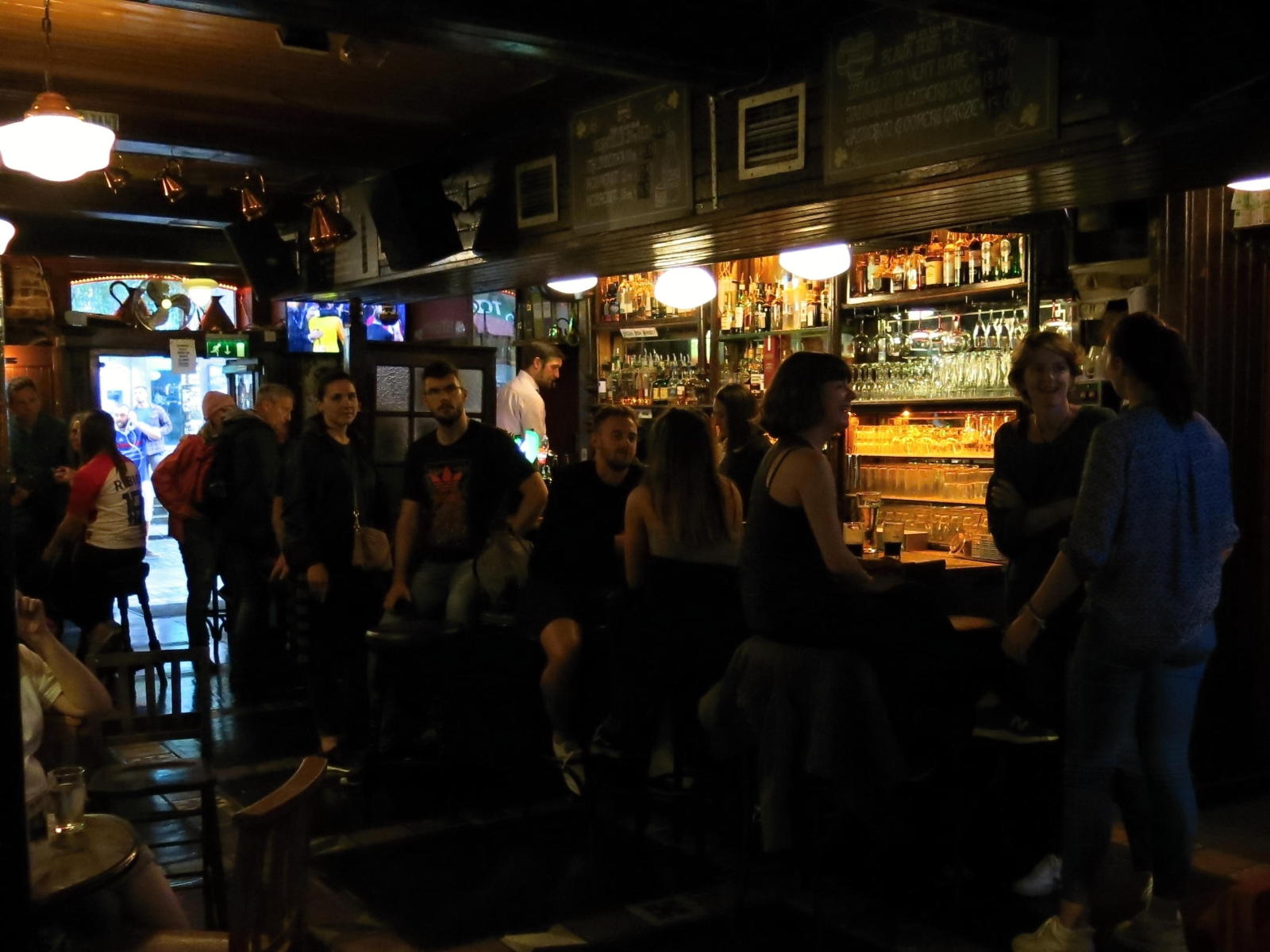 2018.07.15_18-31-24 Temple Bar